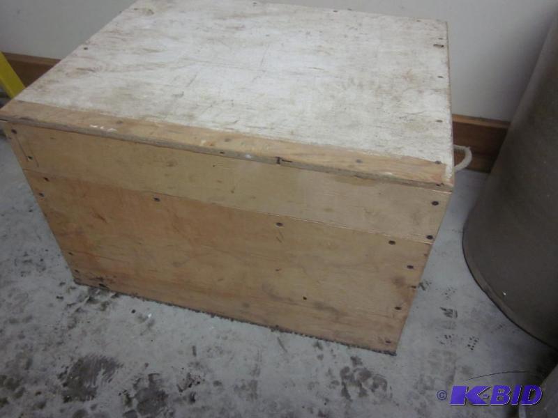 lot 10 image: Large hand made wooden storage box with handl...