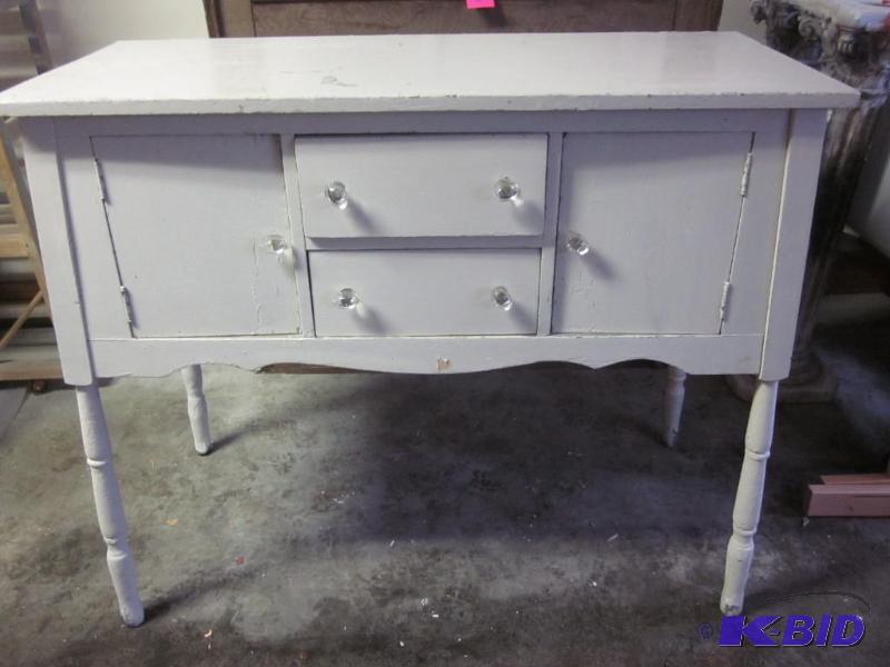 lot 6 image: Antique Shabby side bar with doors, drawers, ...