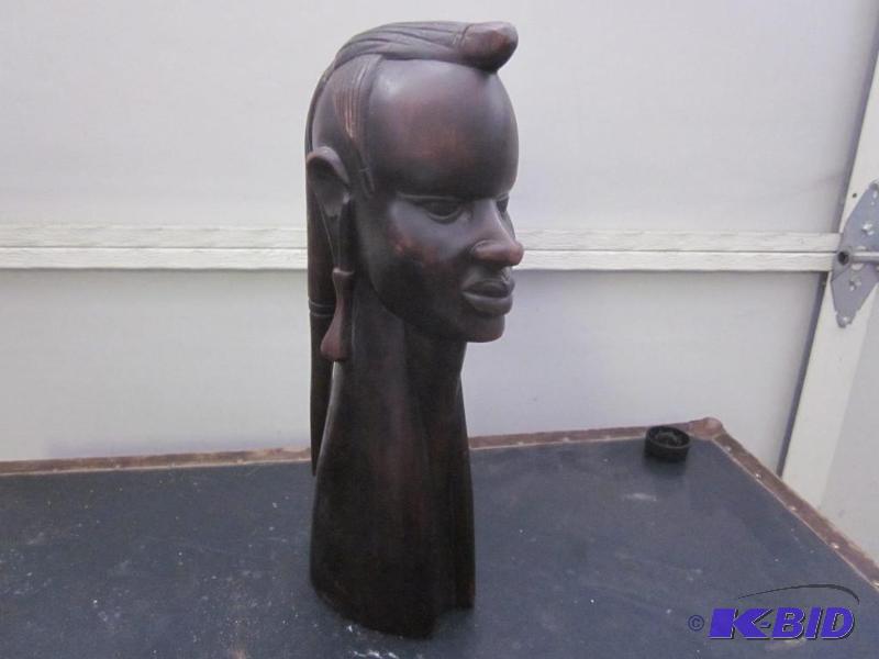lot 68 image: 16 inch vintage hand carved tribal head art f...