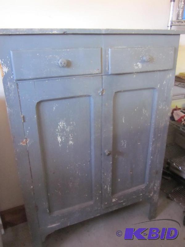 lot 83 image: Primitive solid wood cabinet with doors and d...
