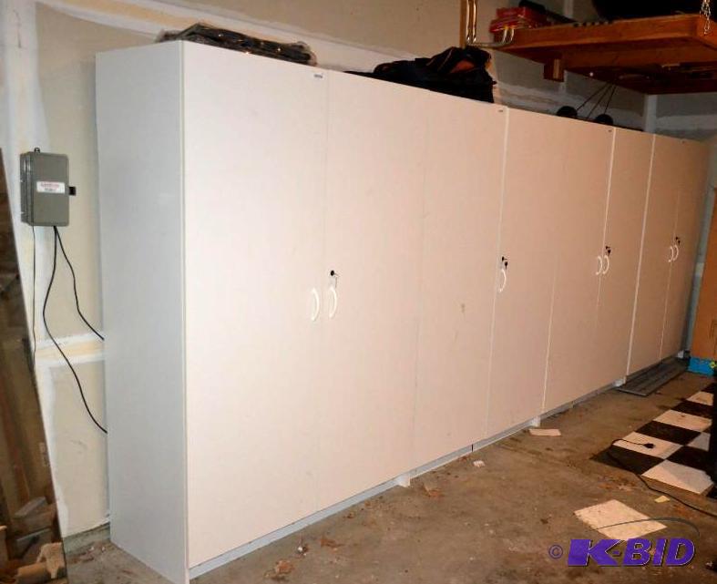 lot 4 image: 4 units - Mills Pride locking storage with ad...