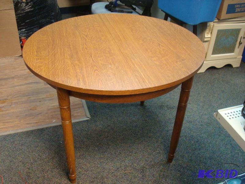 Round Kitchen Table, Good Condition, Some Lig...