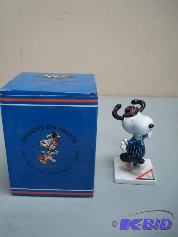 Babyface&nbspSnoopy Peanuts On Parade Figuri...