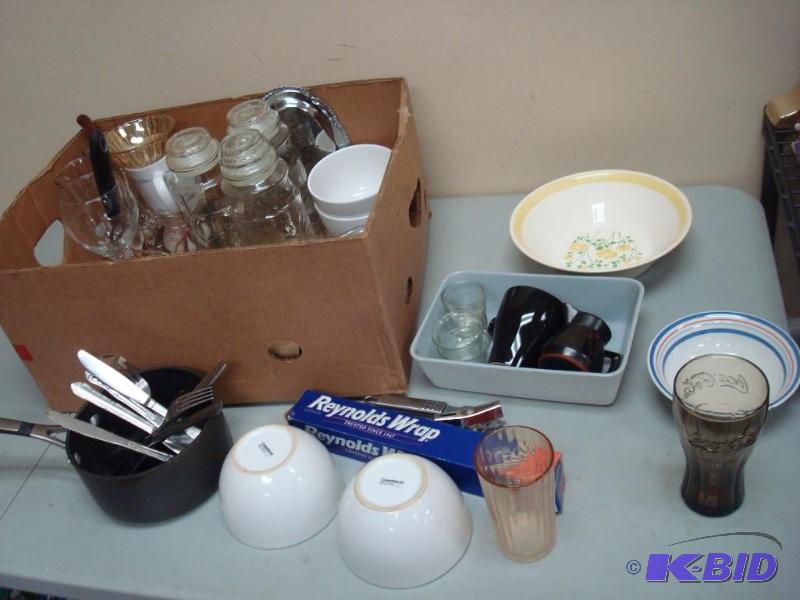 Lot Of Kitchen Items, Crate And Barrel Bowls...