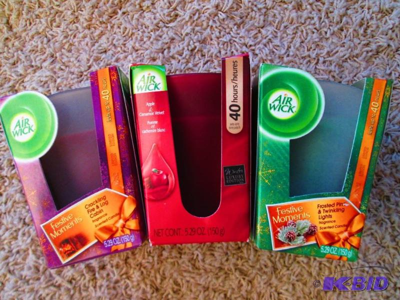 lot 18 image: Lot of 3 Air Wick scented candles...