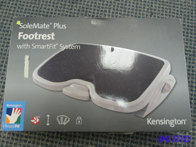 lot 59 image: Kensington Smartfit system adjustible footres...