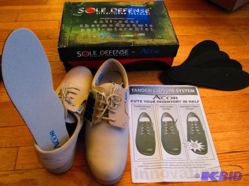 lot 6 image: Sole Defense anti microbial, anti odor, therm...