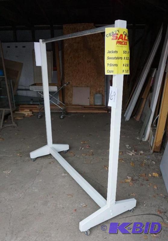 Wood Wheeled Retail Apparel Display Rack In U...