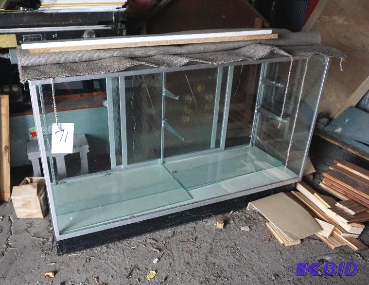 5 Glass Retail Display Cabinet With Adjustab...