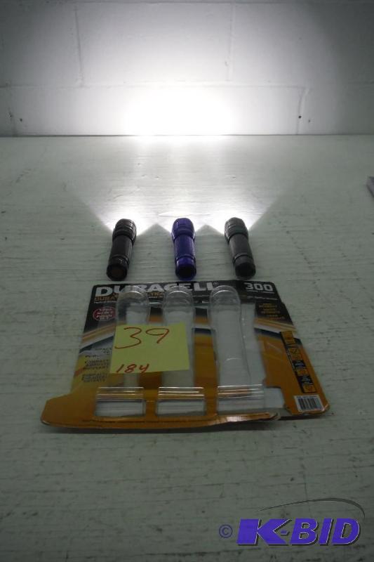 Set of 3 Duracell 300 lumen Flashlights