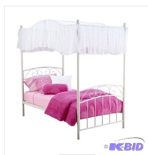 lot 28 image: Alcove Twin 4-Poster Bed w Canopy