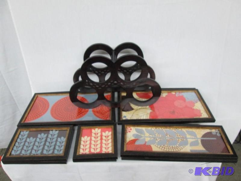 lot 40 image: PicturesDecorations