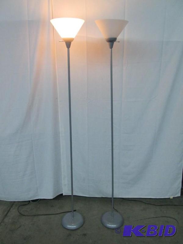 lot 43 image: Two Standing Lamps
