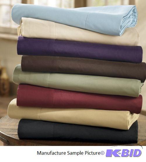 lot 81 image: Four Piece Sheet Set - Queen - Ivory color -&...