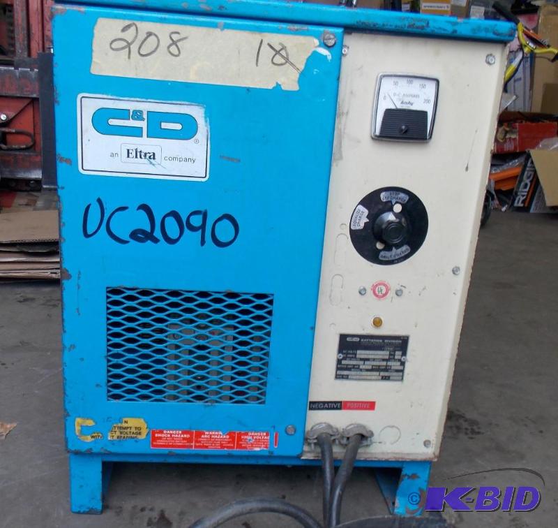 lot 1 image: Forklift Charger