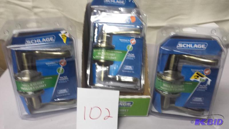 lot 102 image: Set of 4 Schilage Hall and Closet Door handles New