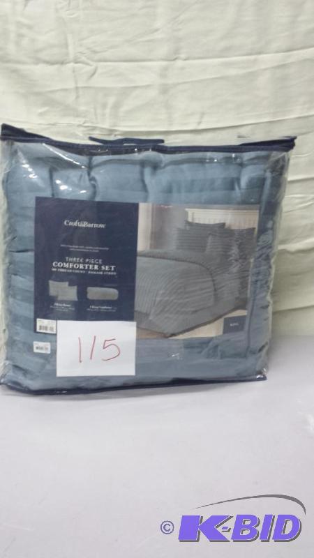 lot 115 image: Croft and Barrow King Comforter