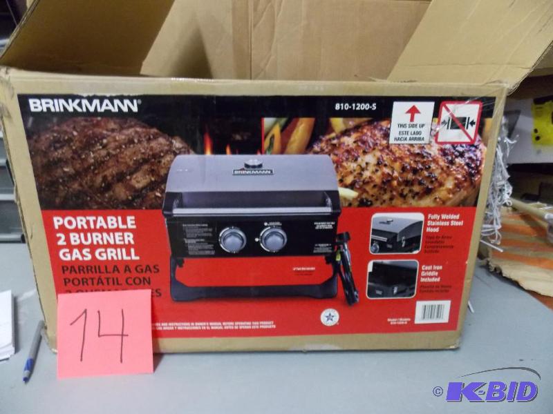 lot 14 image: Brinkman 2 Burner Gas Grill Portable New