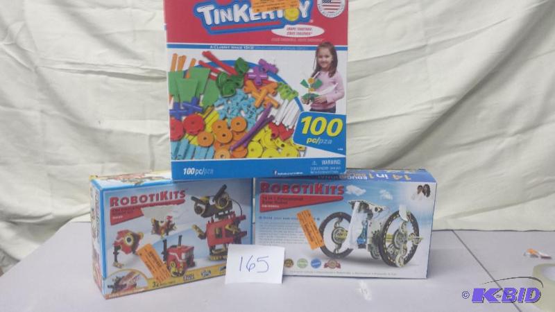 lot 165 image: Puzzle-Toys