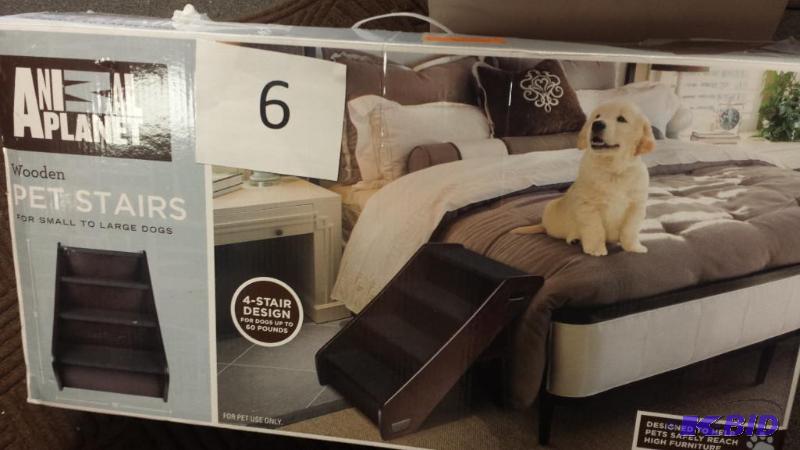 lot 6 image: Pet Stars Assembly required New