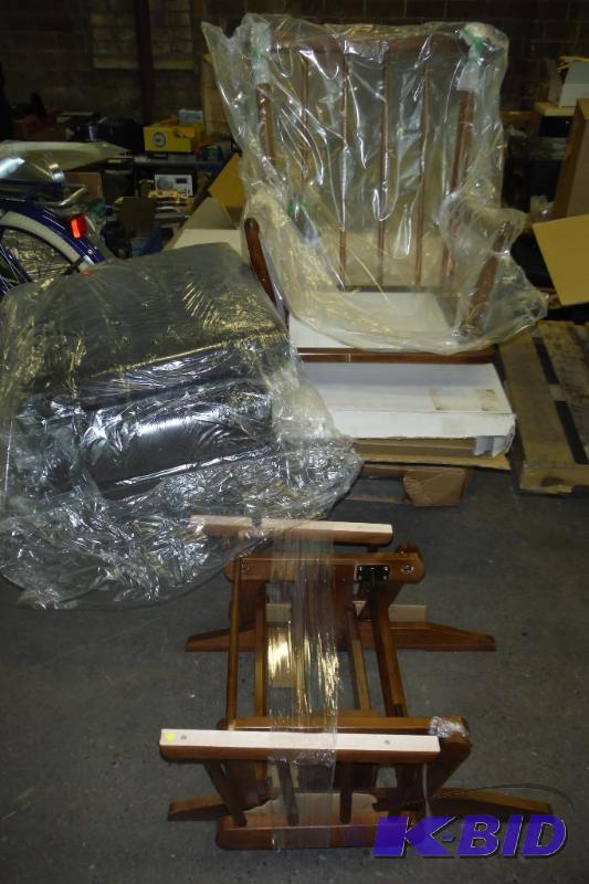 Dutailier Glide-R-Motion Rocking chair New in box