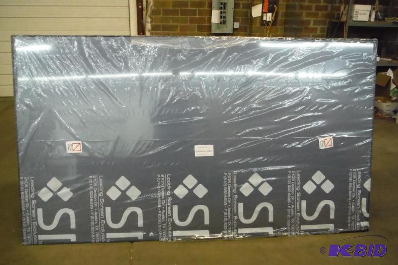 Screen Inovations 110 projection screen NEW- $3,800 RETAIL