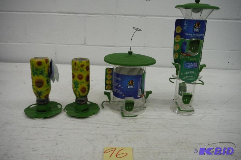 Lot of 4 bird feeders