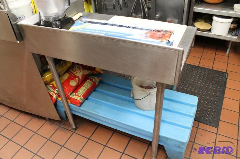 Kitchen&nbspPrep Table With Splash Guard Mea...