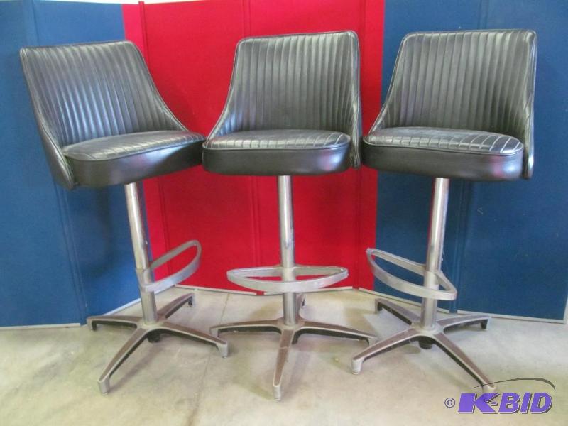 lot 148 image: Stool