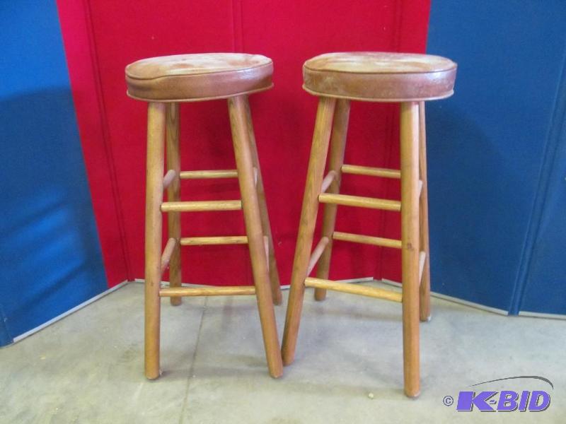 lot 150 image: Stool