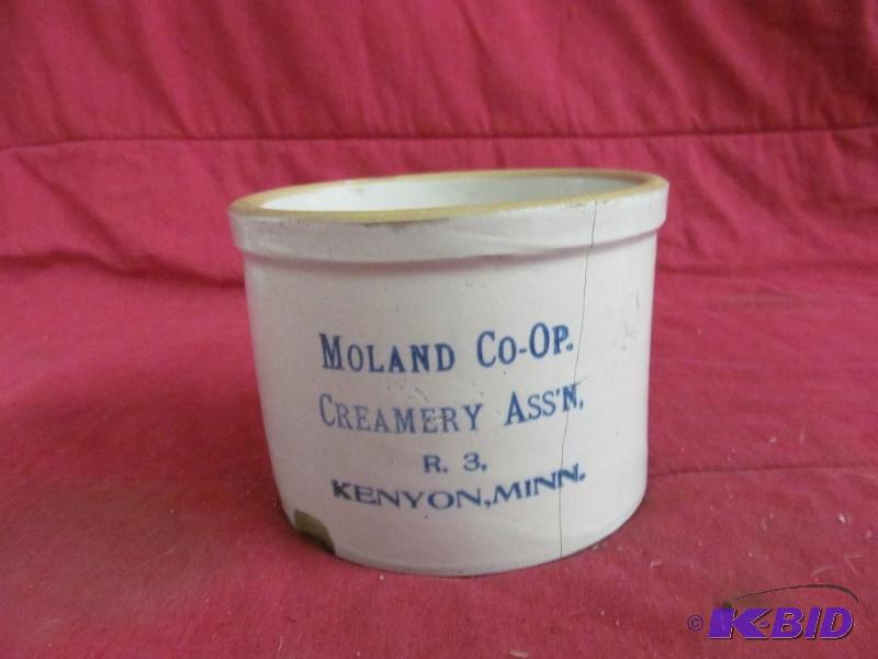 lot 40 image: Crock