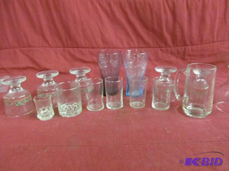 lot 53 image: Glasses