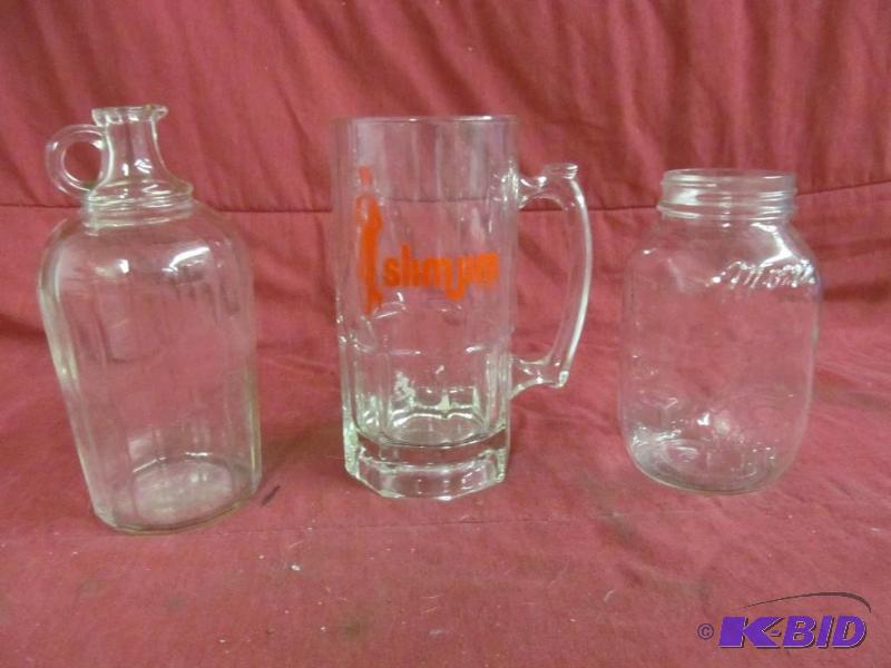 lot 68 image: Jar