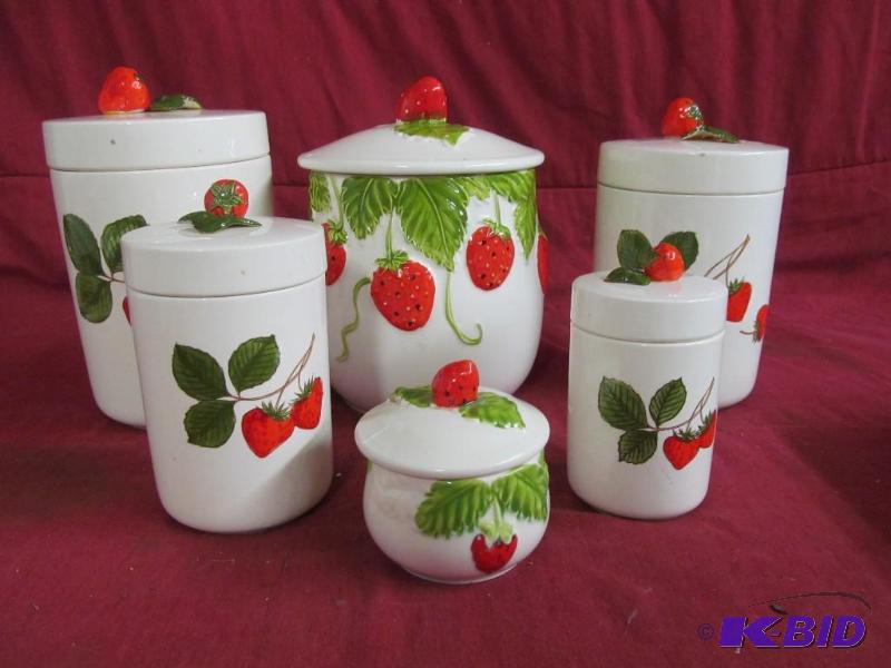 lot 71 image: Canister Set
