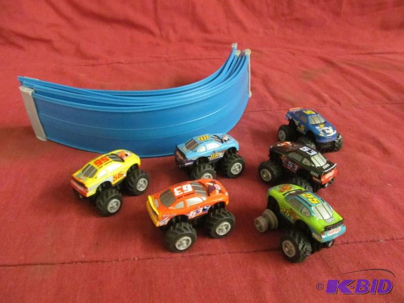 lot 87 image: Race Cars