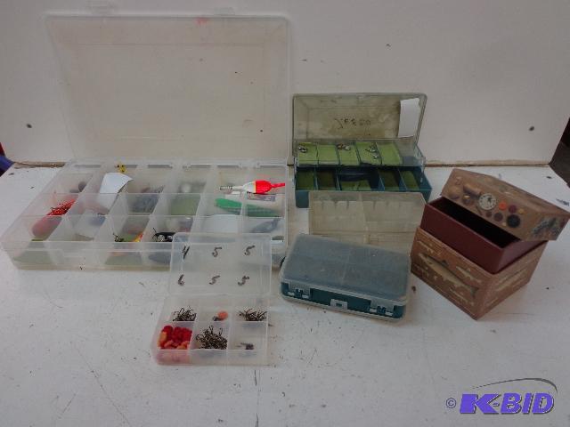 lot 109 image: Tackle Boxes   Qty of 4  5" Wide  1 Box ...