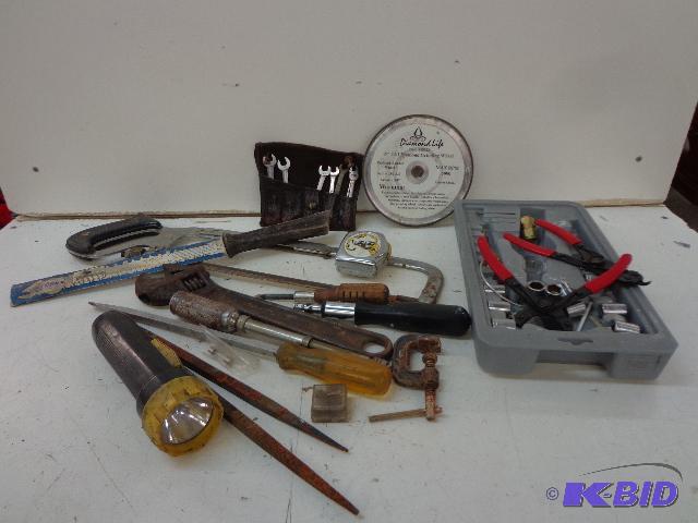 lot 117 image: Various Tools   6" Diamond Grinding Whee...