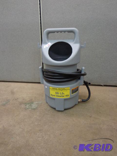 lot 120 image: Central Pneumatic Spot Blaster   50 Lb  15 H...
