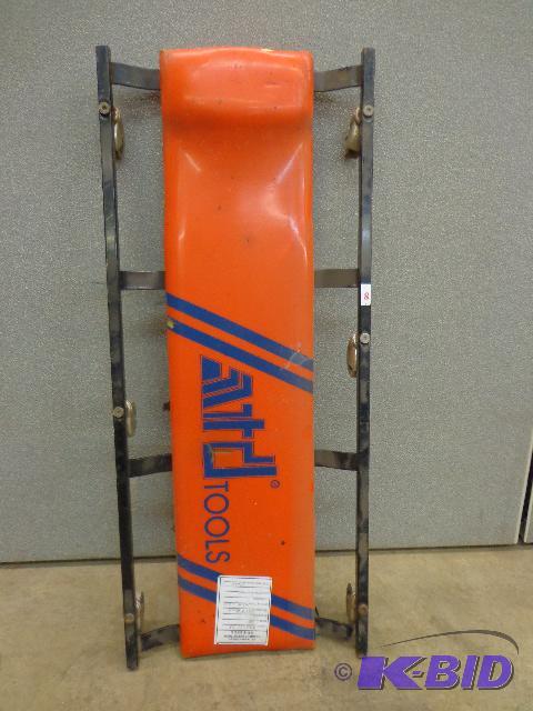lot 20 image: Mechanics Creeper   Foam Pad  Plastic Liner ...