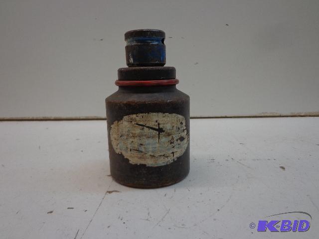 lot 24 image: Sockets   34" Drive  2 38" Impact...