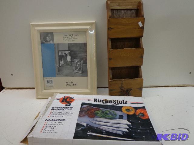 lot 40 image: Mail Organizer and More   Multiple Slots - Ma...