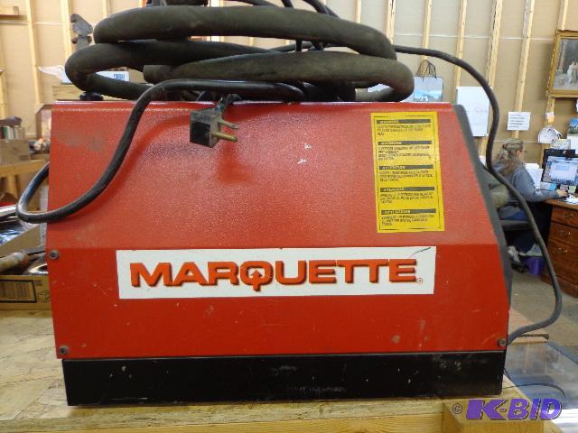 lot 61 image: Marquette Plasma Cutter   25 Amp  Series B  T...