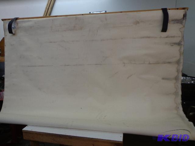 lot 84 image: Canvas Projector Backdrop   7 Wide ...