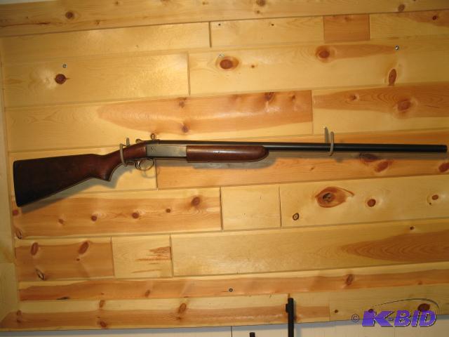 lot 5 image: Winchester Model 37 single shot shotgun