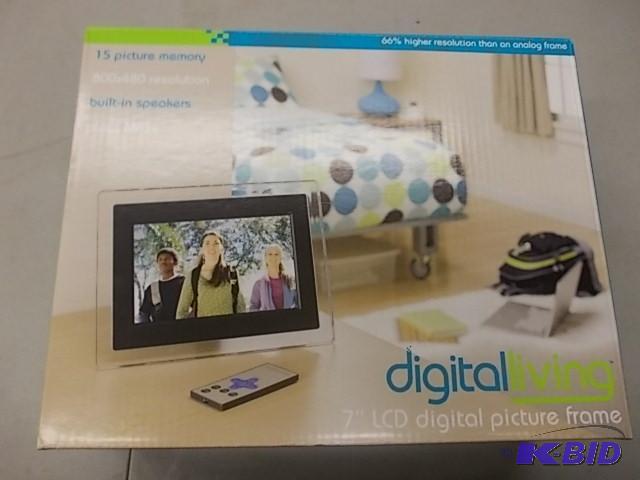lot 29 image: Digital 7 Inch LCD Picture Frame (New)...