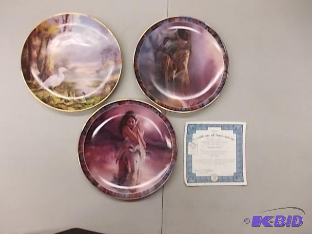 lot 35 image: 3-Collector Plates...