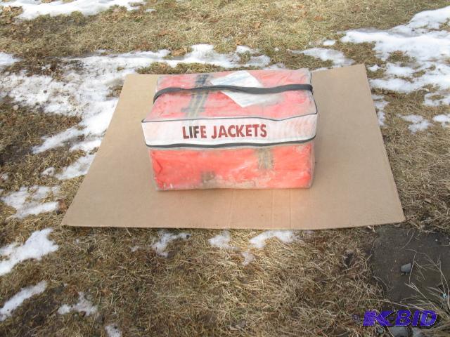 4 pack of life vests...