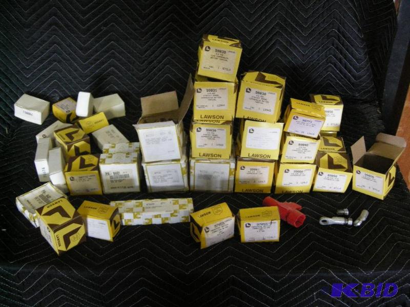 lot 105 image: Box battery terminalsfittings