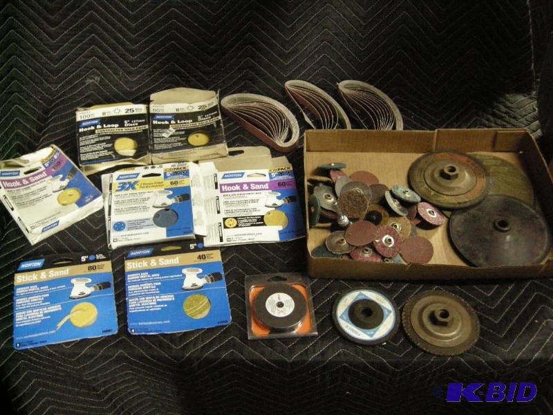 lot 133 image: Cut-off wheels sanding discs