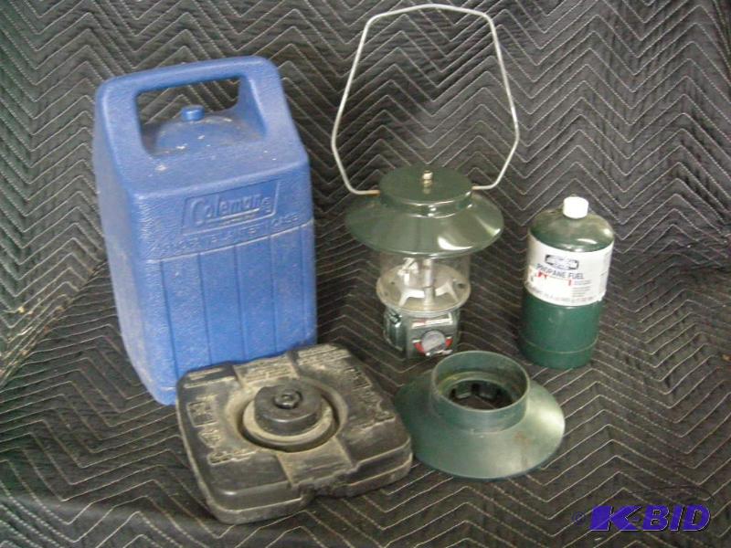 lot 138 image: Coleman propane lantern